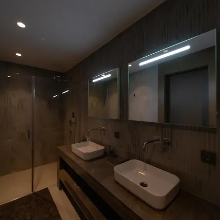 Mare Deluxe Residences & Hotell