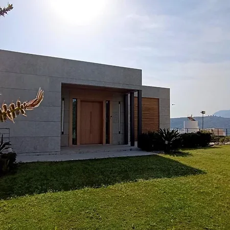 Mare Deluxe Residences & 4* Gündogan