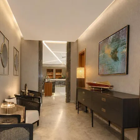 Mare Deluxe Residences & Hotell 4*