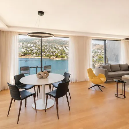 Hotell Mare Deluxe Residences & 4*