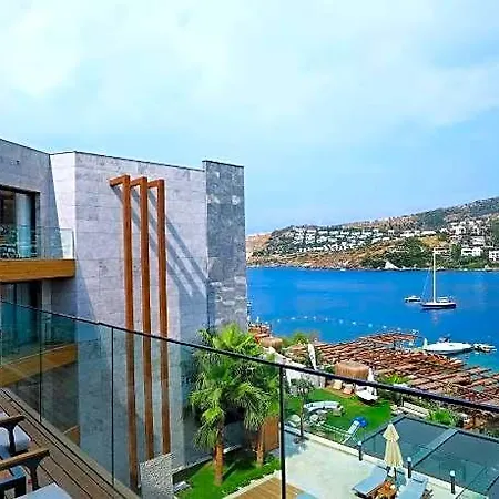 Отель Mare Deluxe Residences &