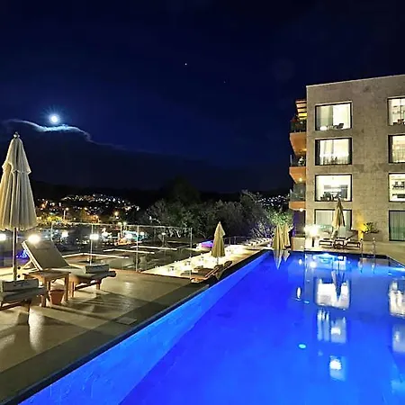 Mare Deluxe Residences & Hotel