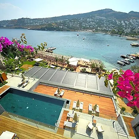 Hotell Mare Deluxe Residences &