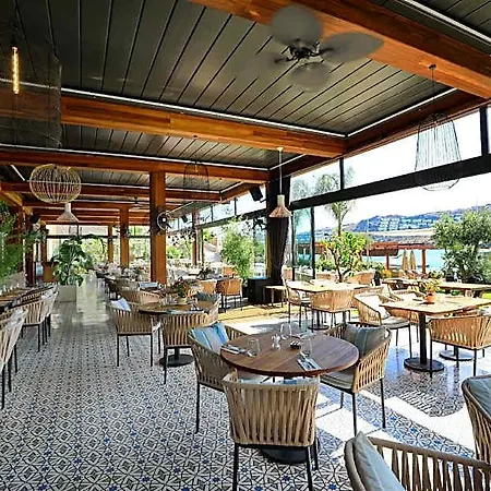 Mare Deluxe Residences & 4* Gündoğan