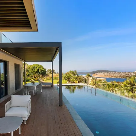 Hotell Mare Deluxe Residences & 4*