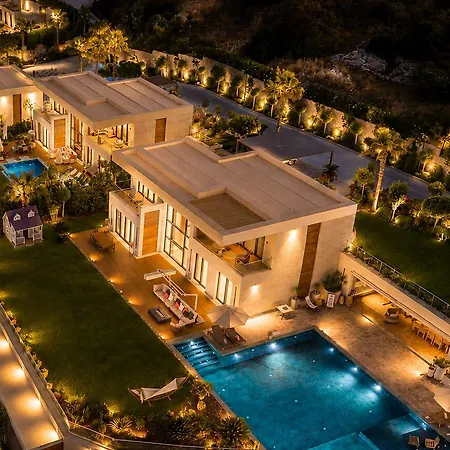 Hotel Mare Deluxe Residences &