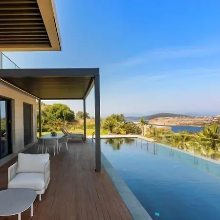 Hotel Mare Deluxe Residences & 4*